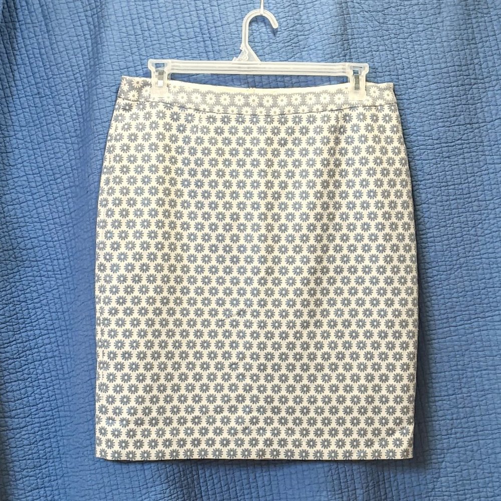 Boden Skirt, Blue and white Daisies